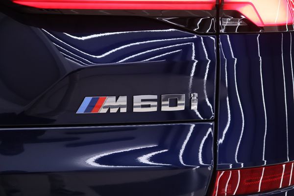 2023-BMW-X5-M60i image:6