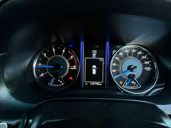 2018-Toyota-Fortuner-28-GD-6-Raised-Body-Auto image:17