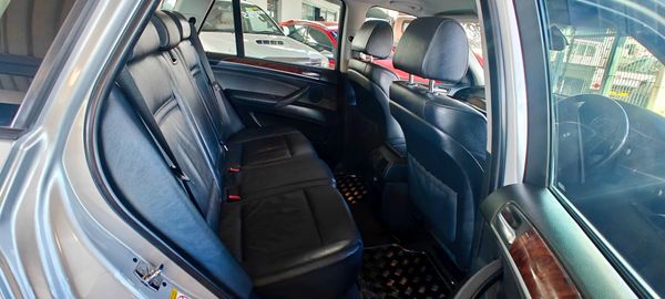 2008-BMW-X5-30d-Auto image:6