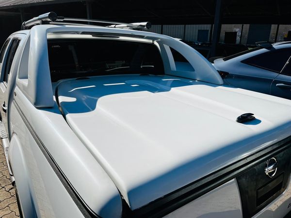 2013-Nissan-Navara-25-dCi-XE-Double-Cab image:6