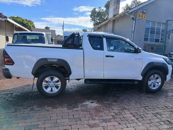 2018-Toyota-Hilux-24-GD-6-Raised-Body-SRX-Extended-Cab image:11