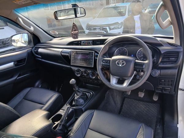 2018-Toyota-Hilux-24-GD-6-Raised-Body-SRX-Extended-Cab image:7