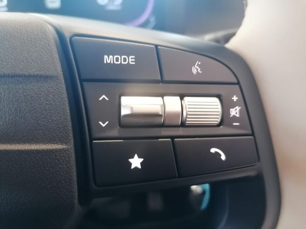 2026-Kia-Carens-15D-LX-Auto image:16