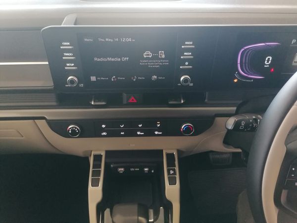 2026-Kia-Carens-15D-LX-Auto image:17
