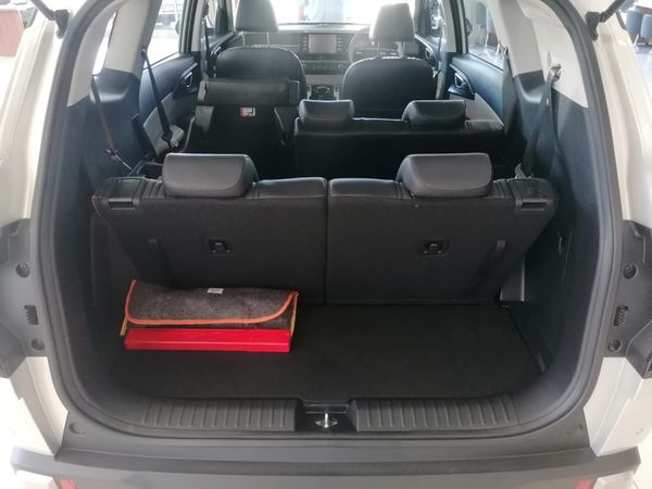 2026-Kia-Carens-15D-LX-Auto image:4