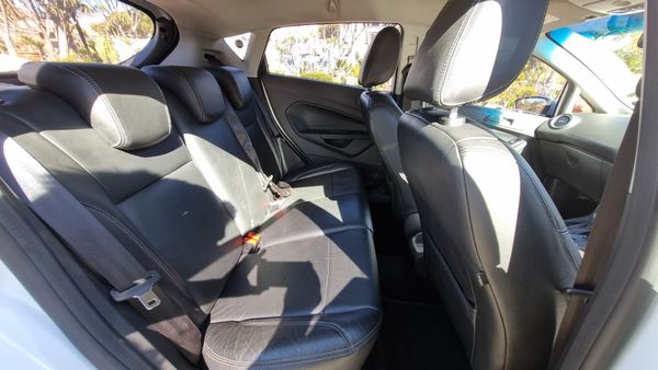 2017-Ford-Fiesta-Ford-EcoBoost-10-Automatic image:11