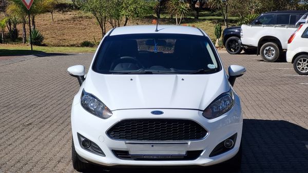 2017-Ford-Fiesta-Ford-EcoBoost-10-Automatic image:1