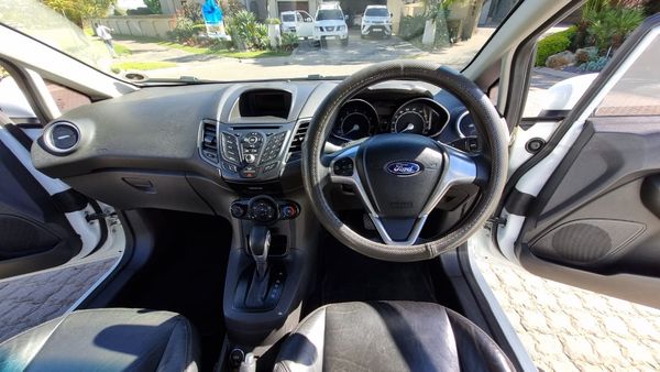 2017-Ford-Fiesta-Ford-EcoBoost-10-Automatic image:20