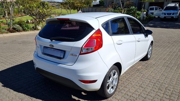2017-Ford-Fiesta-Ford-EcoBoost-10-Automatic image:6