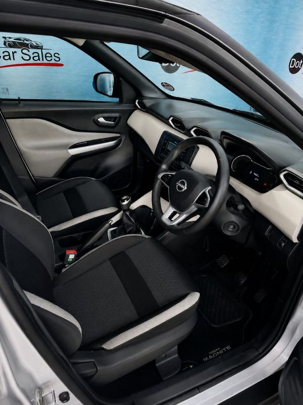 2024-Nissan-Magnite-10T-Visia image:7