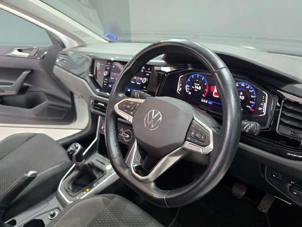 2022-Volkswagen-Polo-10-TSI-Life image:16