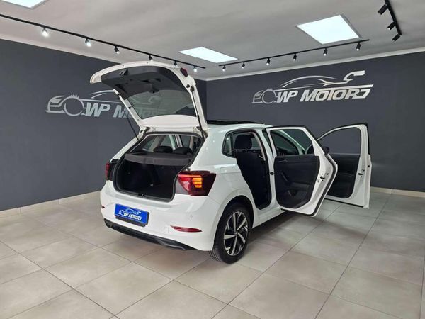 2022-Volkswagen-Polo-10-TSI-Life image:8