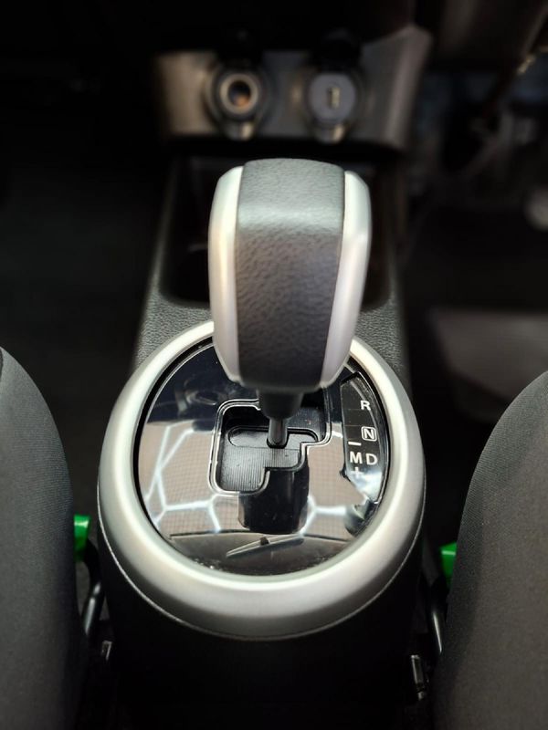 2024-Toyota-Vitz-10-XR-AMT image:12