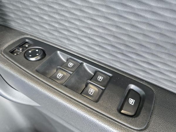 2025-Renault-Kiger-10-Energy-Life image:14