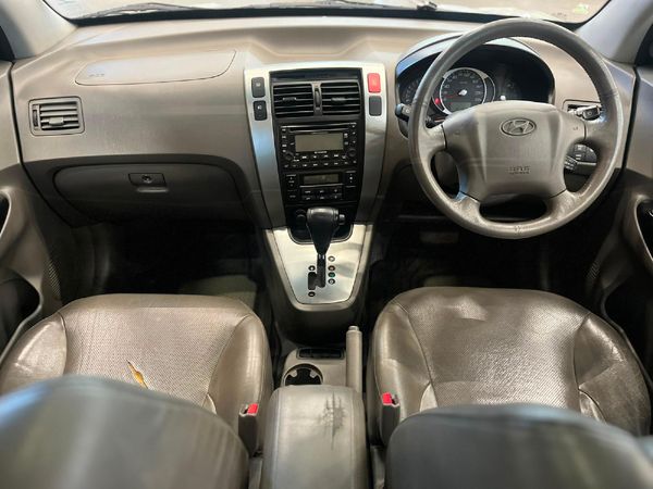 2009-Hyundai-Tucson-27-V6-GLS-Auto image:11