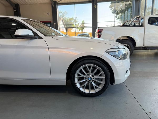 2015-BMW-1-Series-125i-5-dr-Auto image:23