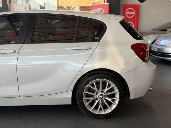 2015-BMW-1-Series-125i-5-dr-Auto image:26
