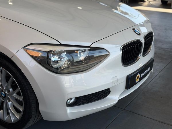 2015-BMW-1-Series-125i-5-dr-Auto image:31