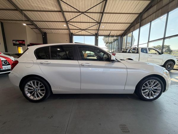 2015-BMW-1-Series-125i-5-dr-Auto image:7