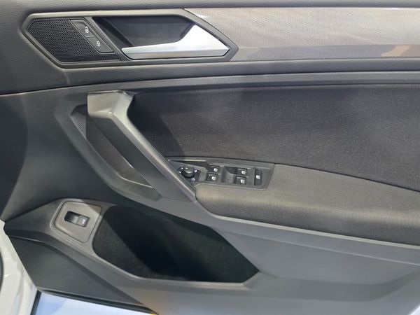 2023-Volkswagen-Tiguan-Allspace-14-TSI-Life-DSG-Auto image:13