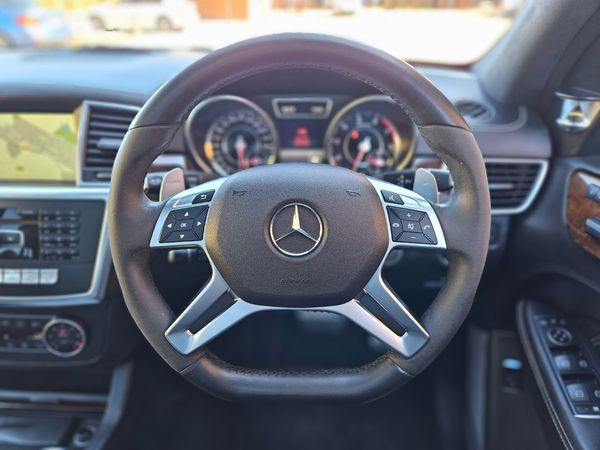 2016-Mercedes-AMG-ML-63-AMG image:13