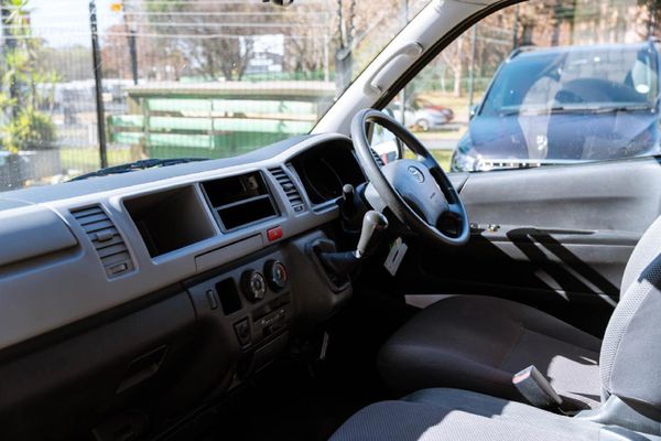 2012-Toyota-Quantum-27-LWB-Panel-Van image:11