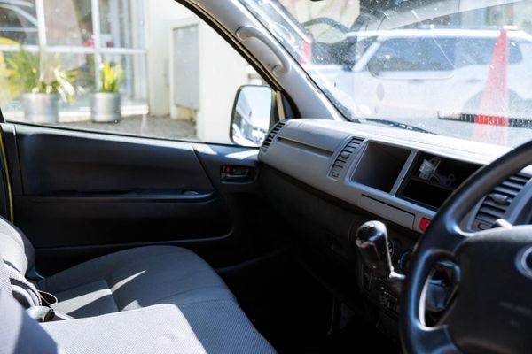 2012-Toyota-Quantum-27-LWB-Panel-Van image:19