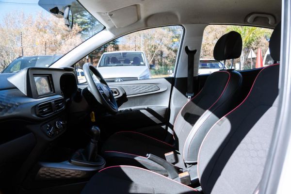 2023-Hyundai-Grand-i10-10-Motion image:15