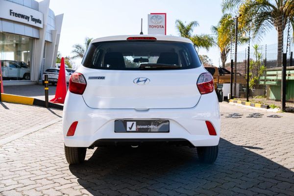 2023-Hyundai-Grand-i10-10-Motion image:5
