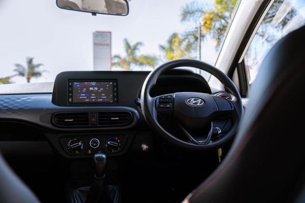 2023-Hyundai-Grand-i10-10-Motion image:8
