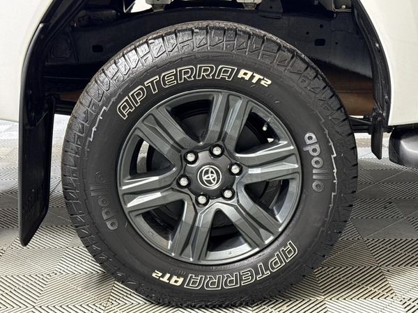 2023-Toyota-Hilux-24-GD-6-Raised-Body-Raider-Auto-Double-Cab image:7