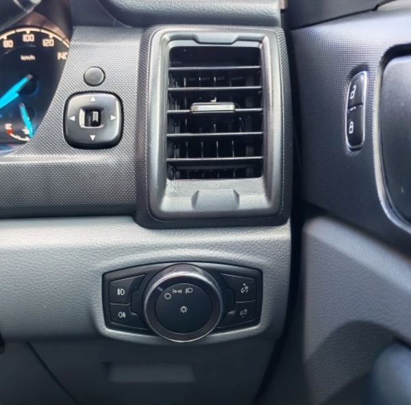 2018-Ford-Everest-22-TDCi-XLS-Auto image:11