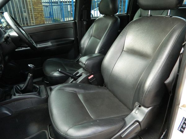 2008-GWM-Double-Cab-22-MPi-Lux image:3