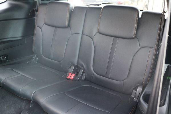2025-Ford-Everest-30D-V6-Wildtrack-AWD-Auto image:9