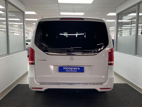 2018-Mercedes-Benz-V-Class-V-250-Bluetec-Auto image:4