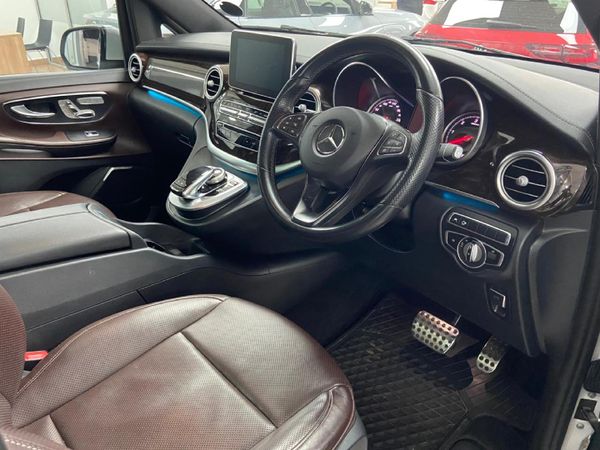 2018-Mercedes-Benz-V-Class-V-250-Bluetec-Auto image:6