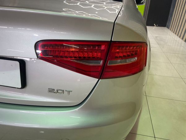 2013-Audi-A4-20T-SE-Auto image:15