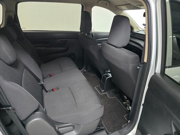 2026-Suzuki-Ertiga-15-GA image:10