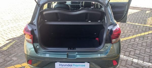 2024-Hyundai-Grand-i10-10-Motion image:6