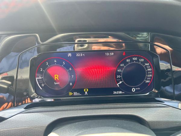 2023-Volkswagen-Golf-8-GTI-20-TSI-Auto image:12