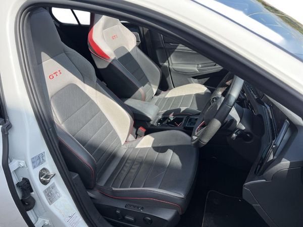 2023-Volkswagen-Golf-8-GTI-20-TSI-Auto image:13