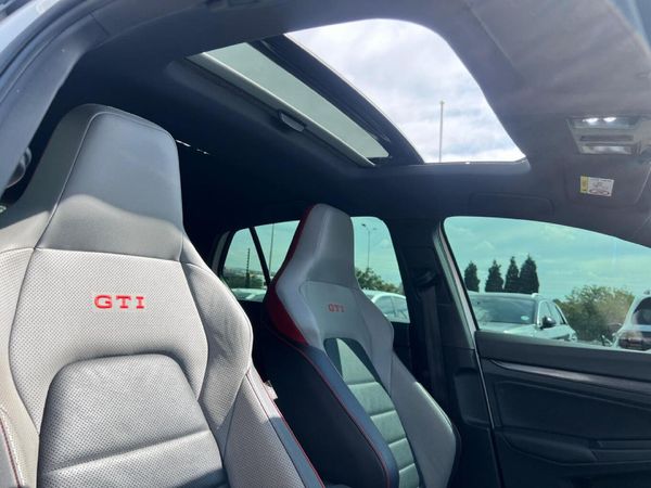 2023-Volkswagen-Golf-8-GTI-20-TSI-Auto image:18