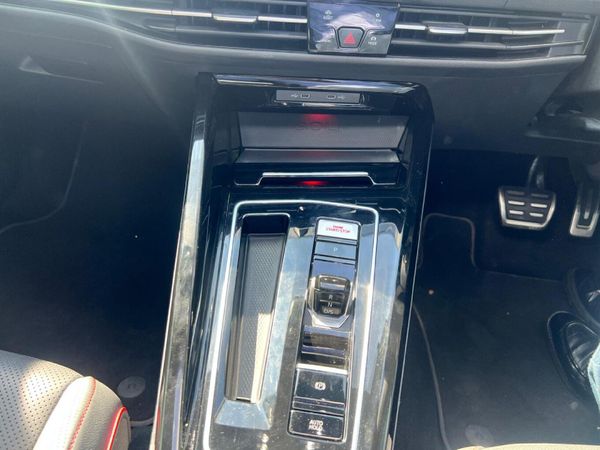 2023-Volkswagen-Golf-8-GTI-20-TSI-Auto image:23