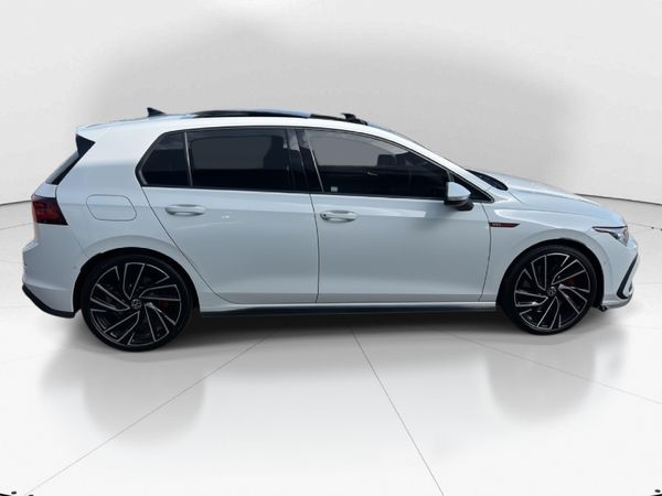 2023-Volkswagen-Golf-8-GTI-20-TSI-Auto image:7