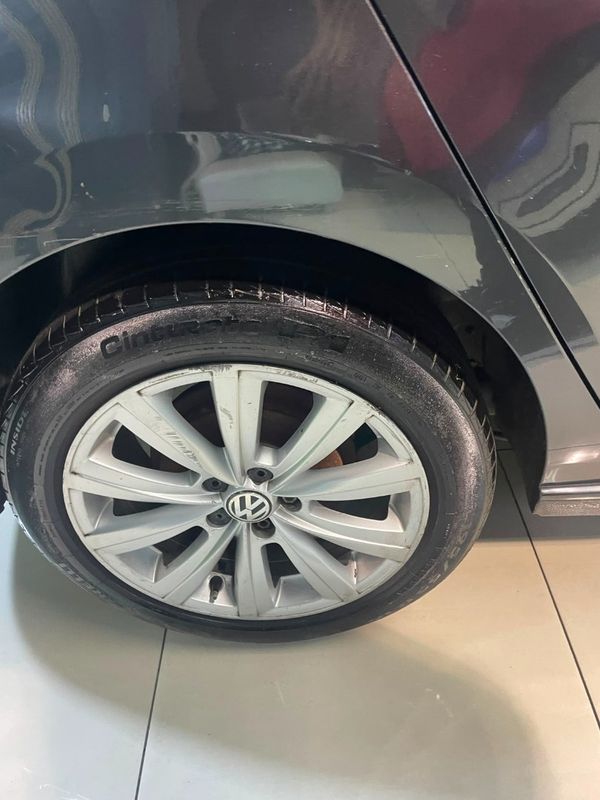 2016-Volkswagen-Polo-GP-16-Comfortline-Auto image:12