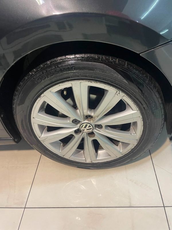 2016-Volkswagen-Polo-GP-16-Comfortline-Auto image:13