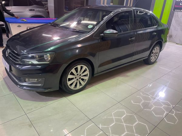 2016-Volkswagen-Polo-GP-16-Comfortline-Auto image:1