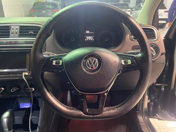 2016-Volkswagen-Polo-GP-16-Comfortline-Auto image:23
