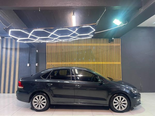 2016-Volkswagen-Polo-GP-16-Comfortline-Auto image:3