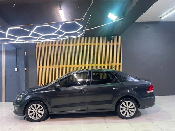 2016-Volkswagen-Polo-GP-16-Comfortline-Auto image:5